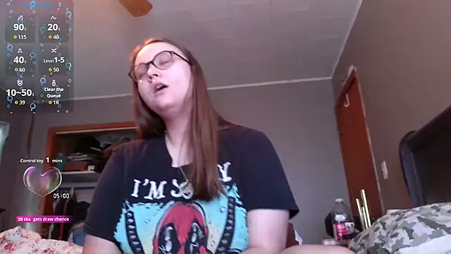 Snapshot of ZeTurtleMaster chatting on November 14, 7:06 pm ZeTurtleMaster online show from November 14, 7:06 pm