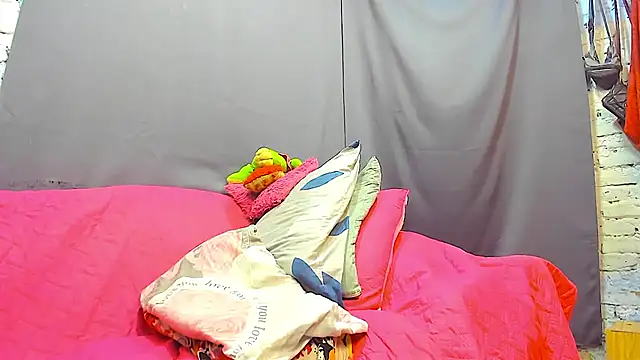 KataleyaCollins online show from January 8, 6:47 pm