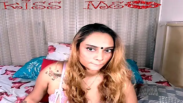 sexyindianchic online show from March 26, 1:42 pm