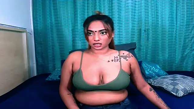 sexyindianchic online show from June 8, 8:31 pm