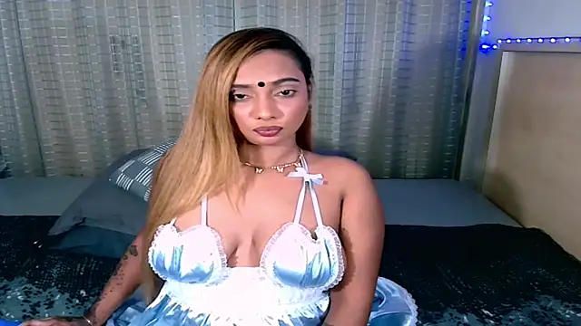 sexyindianchic online show from February 12, 7:02 pm