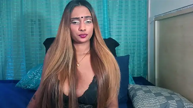 sexyindianchic online show from May 9, 10:40 am