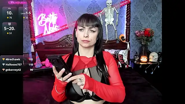 BettyNoir online show from November 8, 9:07 pm