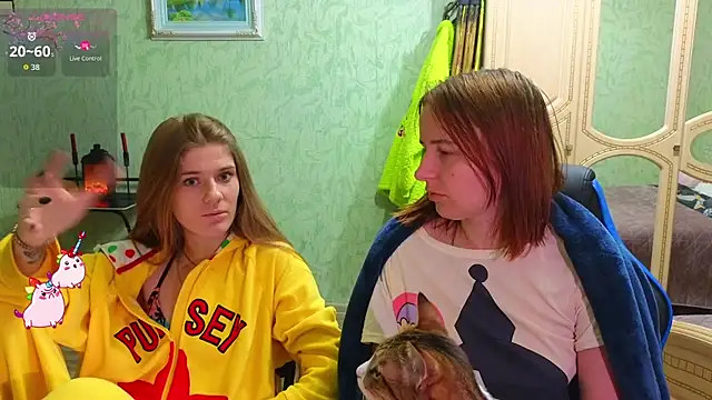 DanaMartina online show from October 10, 5:25 pm