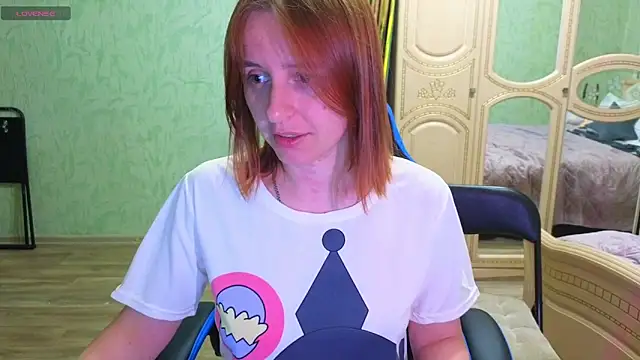 DanaMartina online show from October 8, 2:51 pm