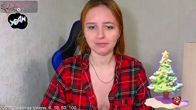 DanaMartina online show from December 18, 7:29 pm