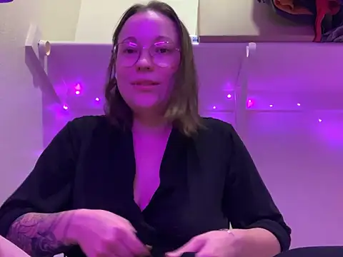  minikui  online show from October 17, 1:42 am