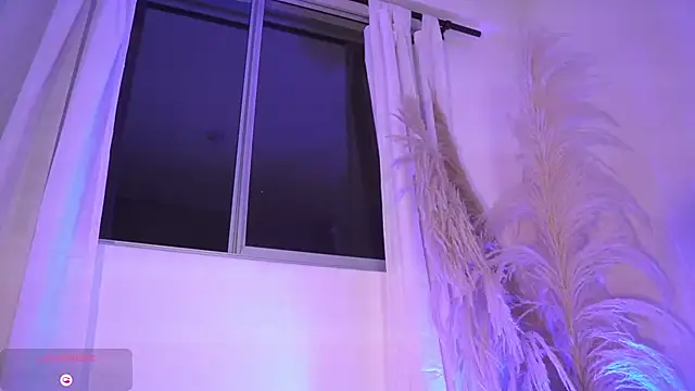 Anavi  online show from December 18, 11:30 pm