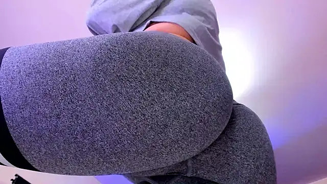 Snapshot of VICE_MASTERS chatting on October 29, 4:00 am VICE MASTERS online show from October 29, 4:00 am