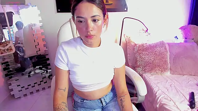 KimberlySaen online show from March 17, 12:46 am