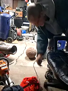 Snapshot of justinewe69 chatting on November 29, 8:47 am justinewe69 online show from November 29, 8:47 am