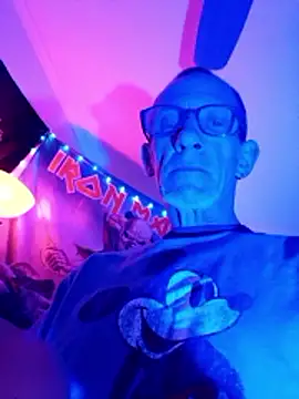 justinewe69 online show from March 30, 6:48 am