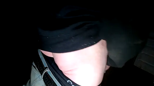 Snapshot of justinewe69 chatting on October 28, 5:08 am justinewe69 online show from October 28, 5:08 am