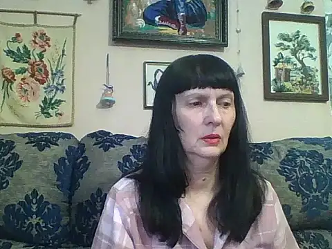 Snapshot of MelanyBanks chatting on February 14, 10:15 am MelanyBanks online show from February 14, 10:15 am