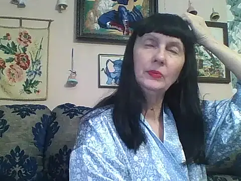 Snapshot of MelanyBanks chatting on February 12, 8:03 am MelanyBanks online show from February 12, 8:03 am