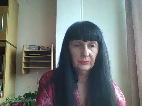 MelanyBanks online show from December 18, 8:41 am