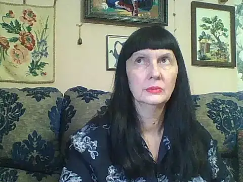 MelanyBanks online show from April 18, 6:05 am