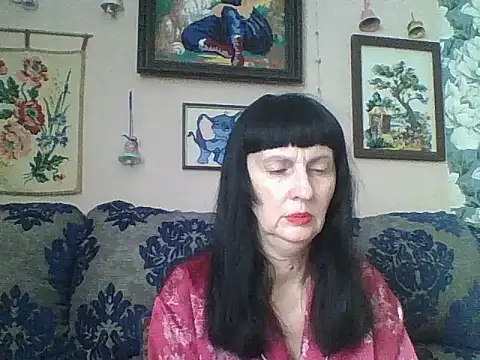 Snapshot of MelanyBanks chatting on February 3, 8:52 am MelanyBanks online show from February 3, 8:52 am