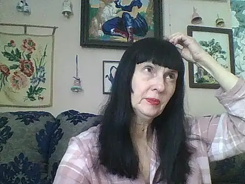 Snapshot of MelanyBanks chatting on February 22, 11:45 am MelanyBanks online show from February 22, 11:45 am