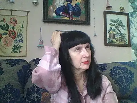 Snapshot of MelanyBanks chatting on February 13, 9:42 am MelanyBanks online show from February 13, 9:42 am