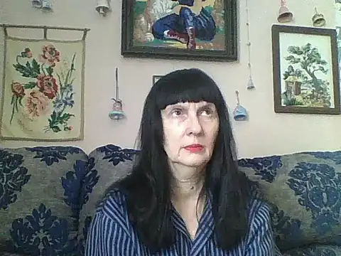 Snapshot of MelanyBanks chatting on February 21, 8:16 am MelanyBanks online show from February 21, 8:16 am