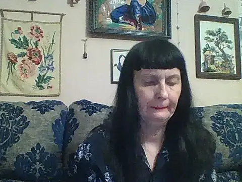 MelanyBanks online show from April 10, 7:04 am