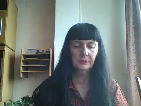 MelanyBanks online show from November 7, 8:19 am