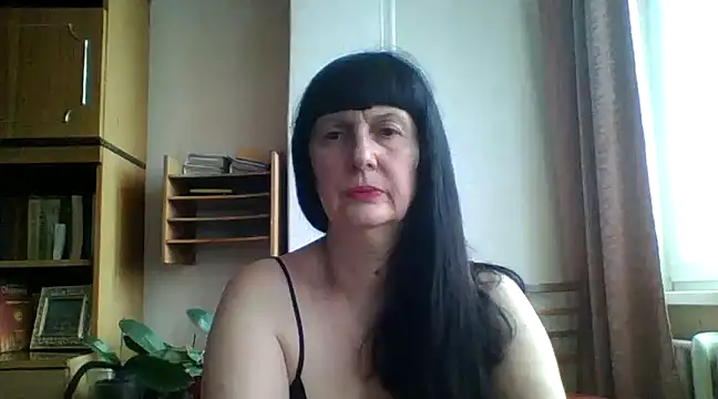 Snapshot of MelanyBanks chatting on March 12, 8:08 am MelanyBanks online show from March 12, 8:08 am