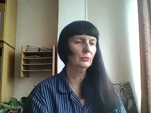 Snapshot of MelanyBanks chatting on October 11, 10:38 am MelanyBanks online show from October 11, 10:38 am