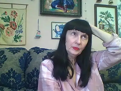 Snapshot of MelanyBanks chatting on February 23, 7:42 am MelanyBanks online show from February 23, 7:42 am