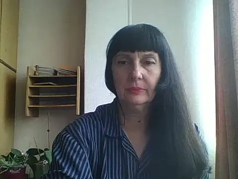 Snapshot of MelanyBanks chatting on October 5, 7:43 am MelanyBanks online show from October 5, 7:43 am