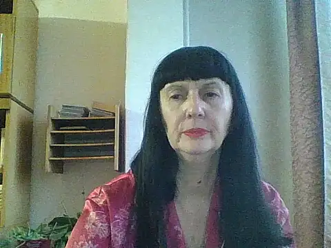 MelanyBanks online show from December 5, 1:21 pm