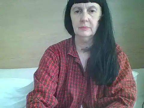 Snapshot of MelanyBanks chatting on June 3, 8:37 am MelanyBanks online show from June 3, 8:37 am