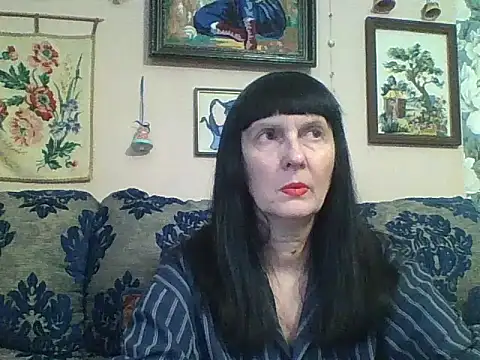 Snapshot of MelanyBanks chatting on February 7, 8:00 am MelanyBanks online show from February 7, 8:00 am