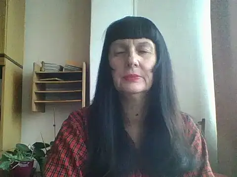 Snapshot of MelanyBanks chatting on October 15, 6:33 am MelanyBanks online show from October 15, 6:33 am