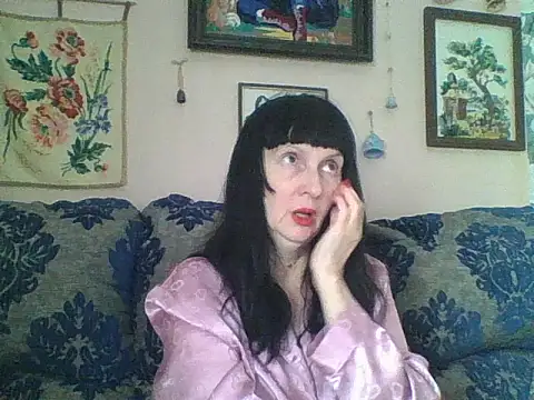 MelanyBanks online show from March 31, 10:28 am