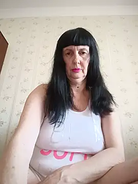 Snapshot of MelanyBanks chatting on June 28, 7:47 am MelanyBanks online show from June 28, 7:47 am