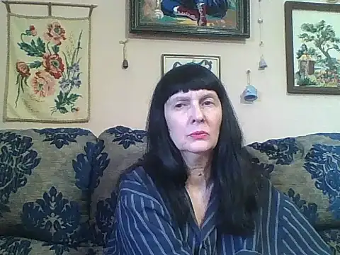 MelanyBanks online show from March 21, 8:19 am