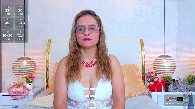 MarilynVega1 online show from July 17, 9:23 pm