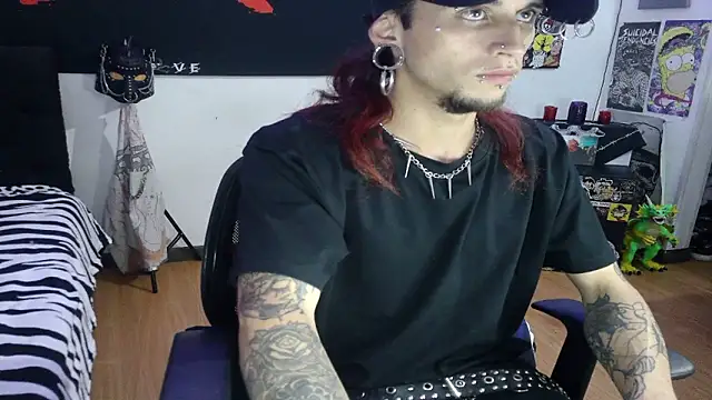 davidroses420 online show from January 8, 1:21 am