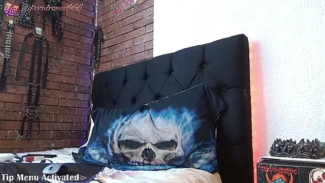 davidroses420 online show from January 17, 7:39 pm