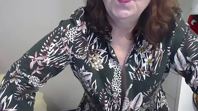 Adelewildx online show from March 20, 8:09 am