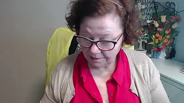 Adelewildx online show from April 10, 3:46 am