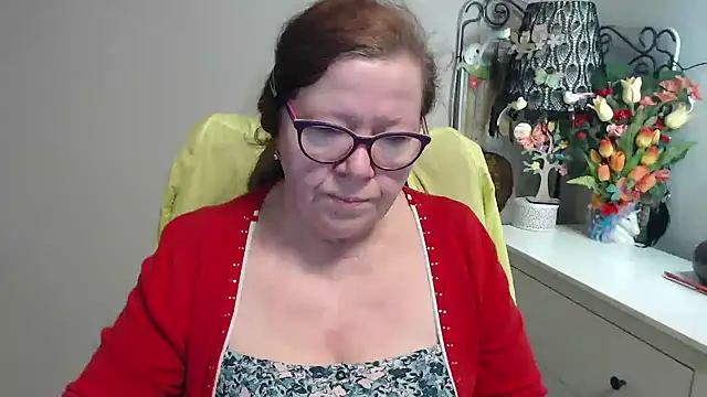 Adelewildx online show from March 23, 4:23 am