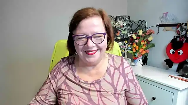 Adelewildx online show from June 16, 3:06 am