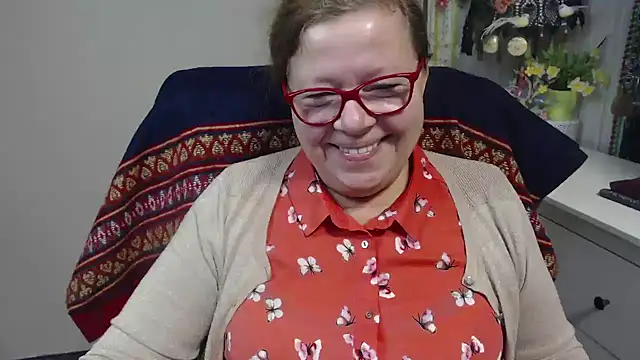 Adelewildx online show from November 10, 5:01 am