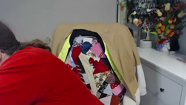 Adelewildx online show from February 5, 3:46 am