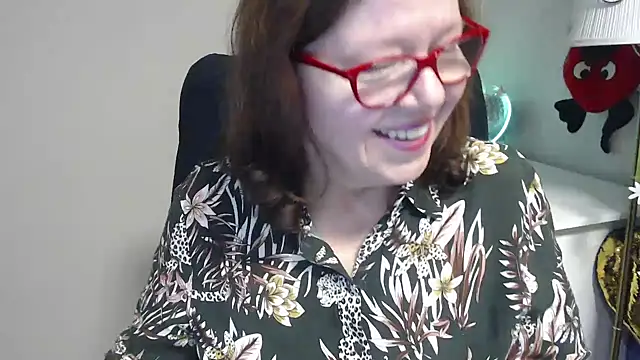 Adelewildx online show from March 11, 7:46 am