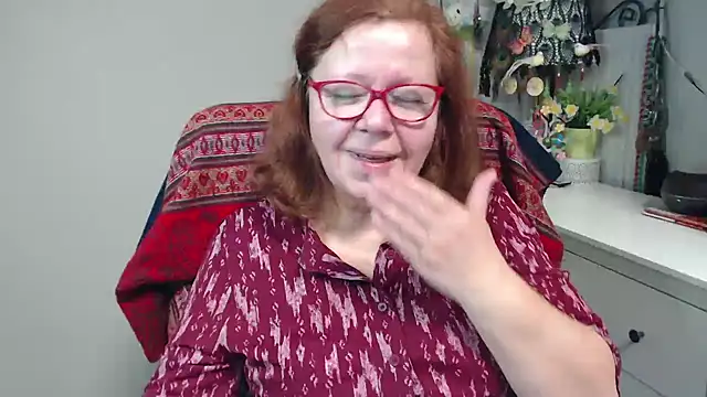 Adelewildx online show from November 27, 4:13 am