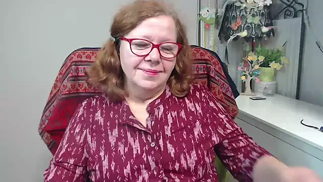 Adelewildx online show from November 5, 4:04 am